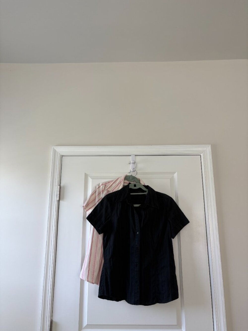 New York & Company Pink and White & A Black Vertical Striped Blouse Size Medium - Picture 7 of 11